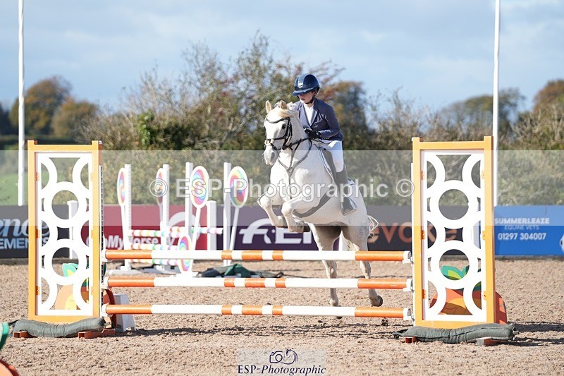 251025-130338-00458 - Cls 9 Pony Winter Discovery and 90cm