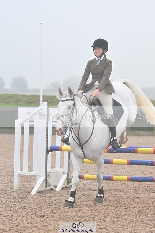 240813-194431-01002 - Classes 7 A&B 90cm