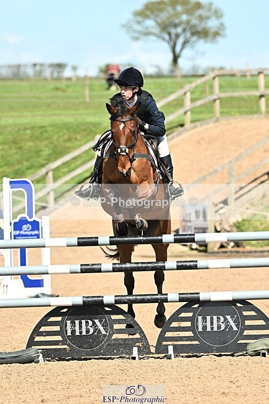 250416-151859-01682 - Cls 6 Foxhunter and 1.20m