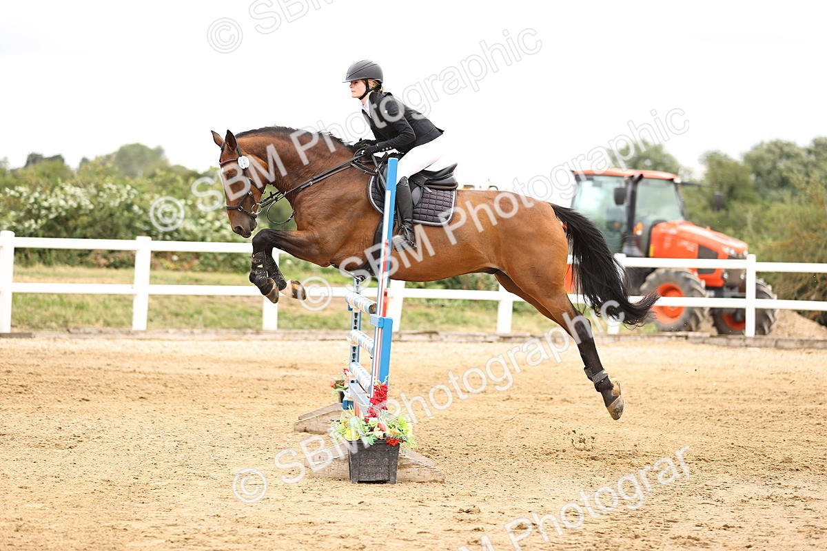 SBM_003146 - Class 21 - Senior Newcomers - 1.10m