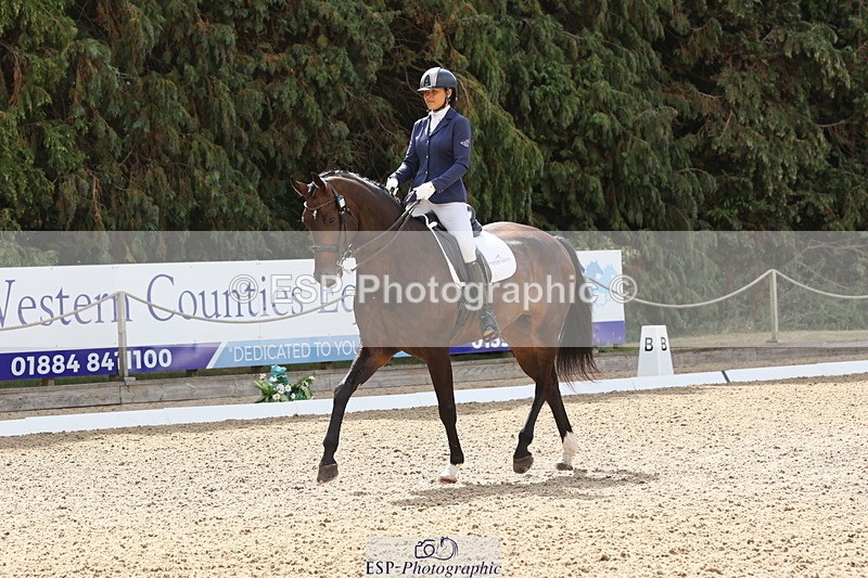 250809A-105448-03015 - 020-Scarlett.LaiFairfax.111