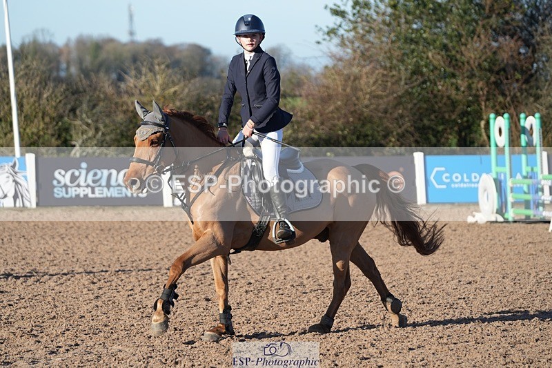 251130-103529-00948 - Cls 4 Pony Brit Nov & 80cm Open