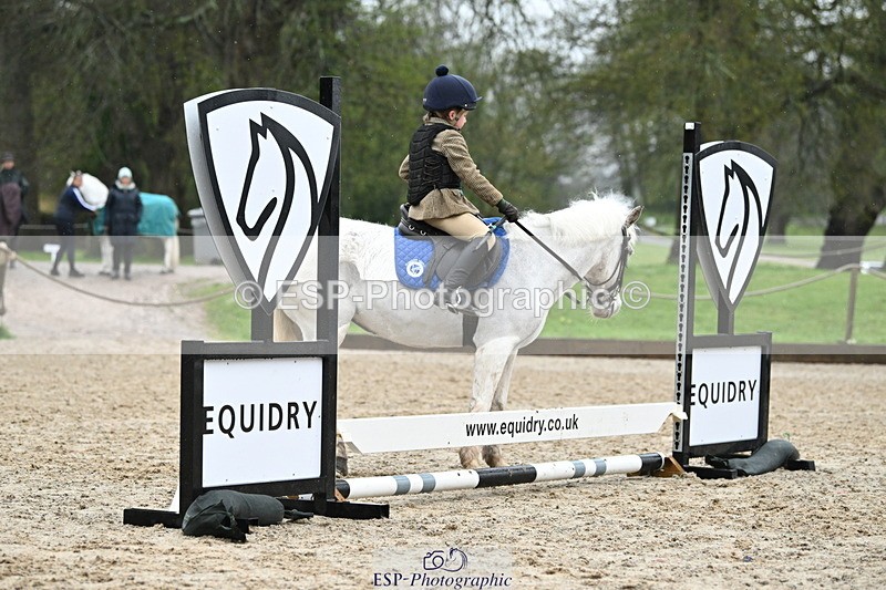 250418A-104552-00422 - UnAff 40cm