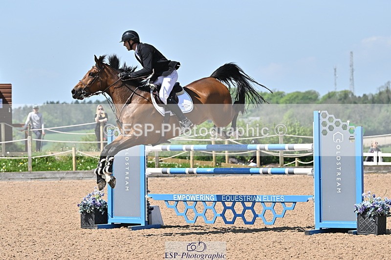 240509A-121928-01723 - Cls 10 National 1.30m Open