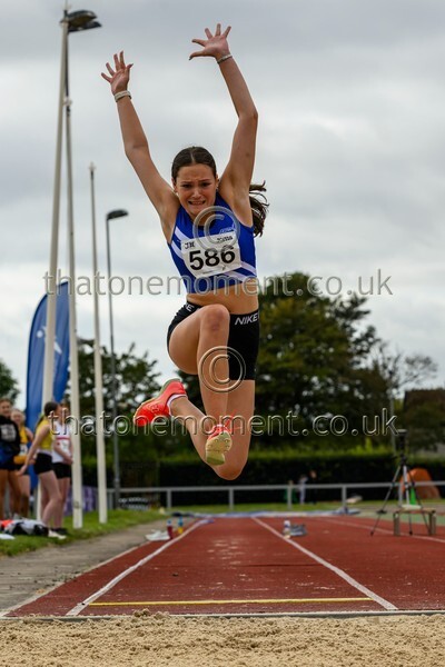 Age25SAT-914691 - Field Female Set One