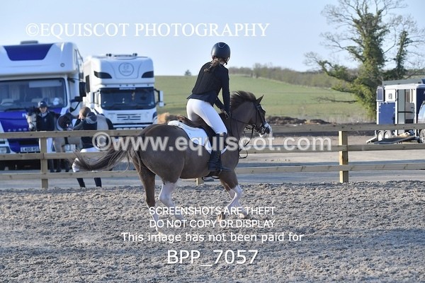 BPP_7057 - CLASS 18 SUN Pony British Novice / 0.80m Open