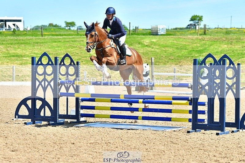 230527A-120331-04348 - Cls 15 Foxhunter