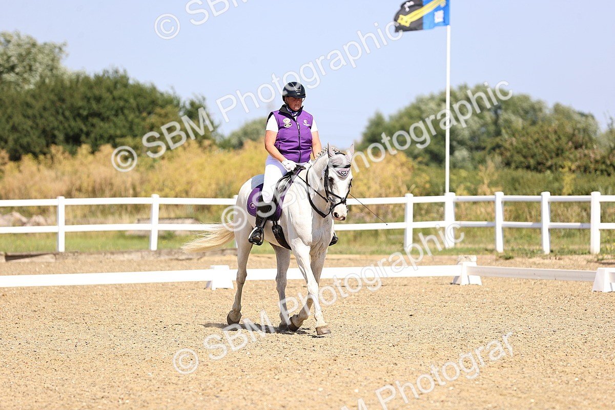 SBM_009358 - Novice 5 - 9.50-10.53