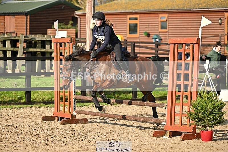 241110-132428-00825 - 60-65cm Arena Eventing