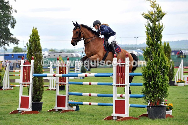 EQUISCOT 9251 - A WEE PEEK AT RHS 2013