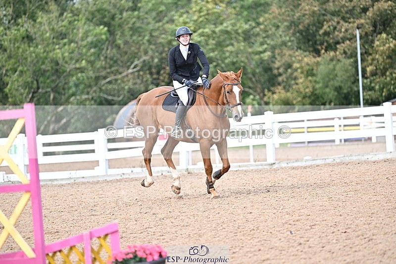 241004A-140516-02448 - Fri 11 1.10m amateur Quals