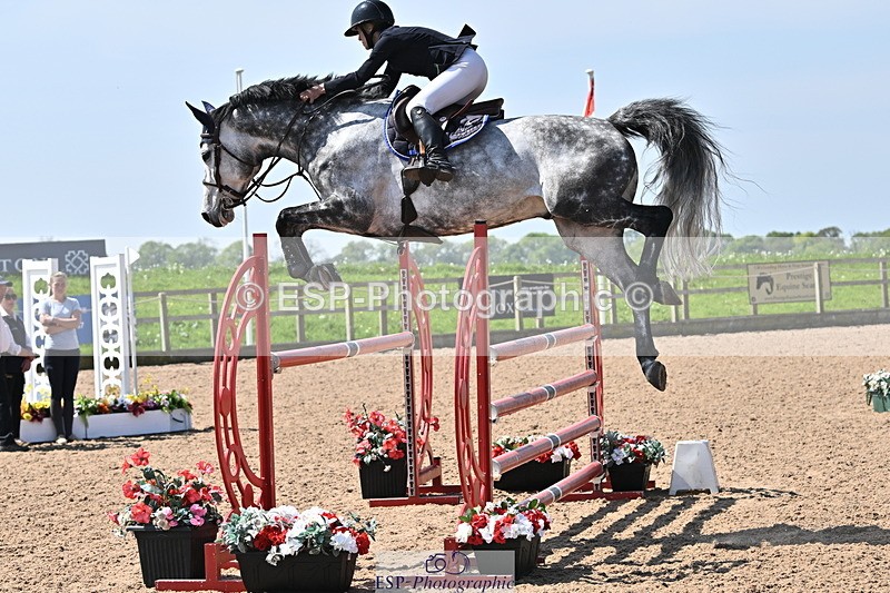 240509A-113133-01196 - Cls 9 Snr 1.20m Open