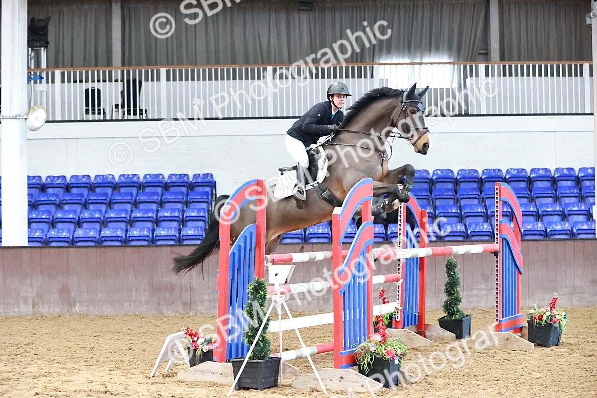 SBM_002946 - Class 11 - Senior Foxhunter 1.20m