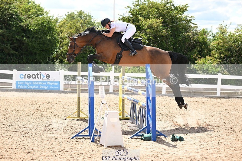 250709-153527-01171 - Cls 6 Snr Fox & 1.20m