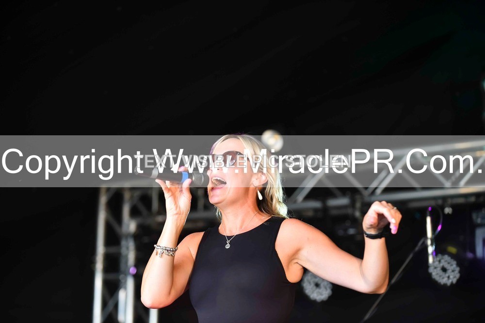 SH4_0756 - Lisa Winwood