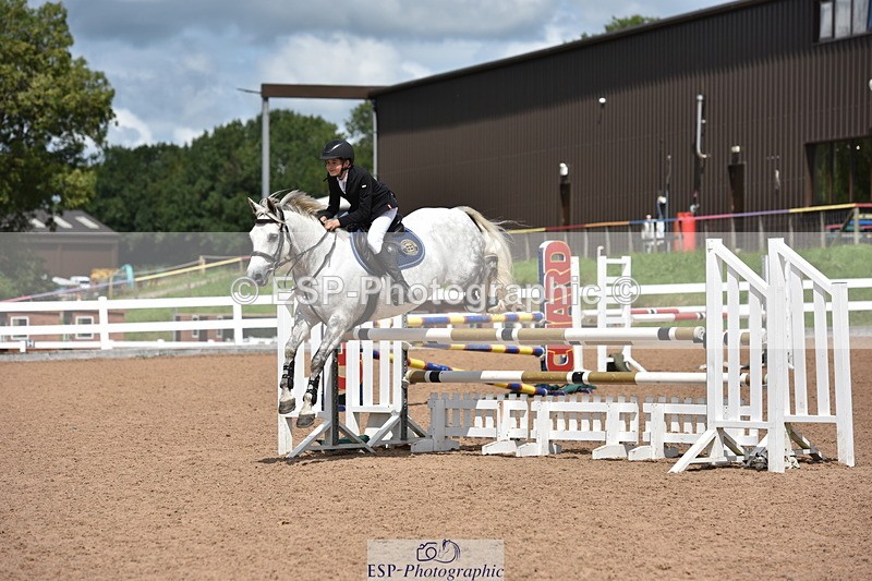 230806A-135912-02281 - Cls 21 Pony Newcomers & 1m Open