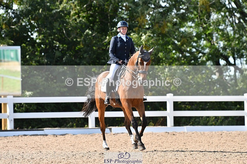 250906-152236-04252 - 119-Kirstie.WrightMill.House.Kann.Eye