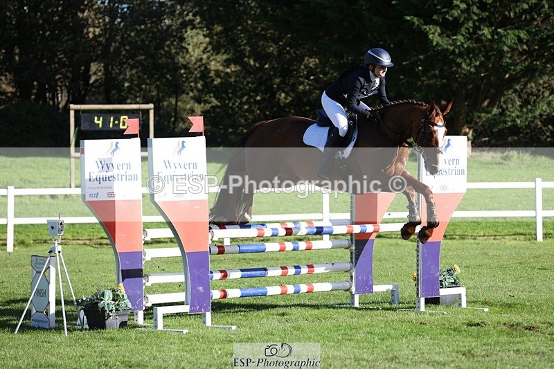 231022-104517-24719 - 667-BAILE.NA.CROISE-Emma.Pine-TrotUp+SJ