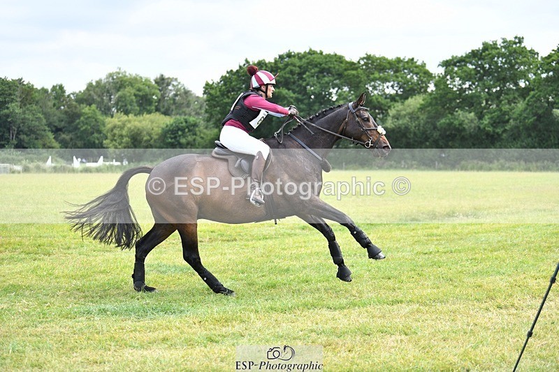 230625-102043-01044 - XC 90cm 9.45 to 11.00