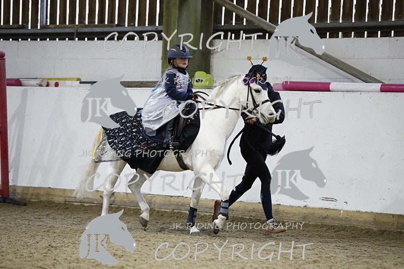 _T0A0672 - Class 1 Cross poles