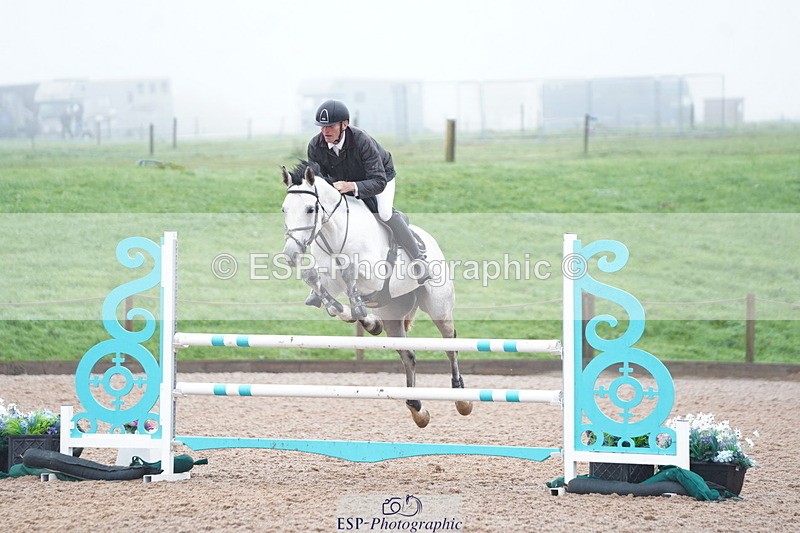 241006A-130432-06934 - Cls 20 Snr Newc & 1.10 Open