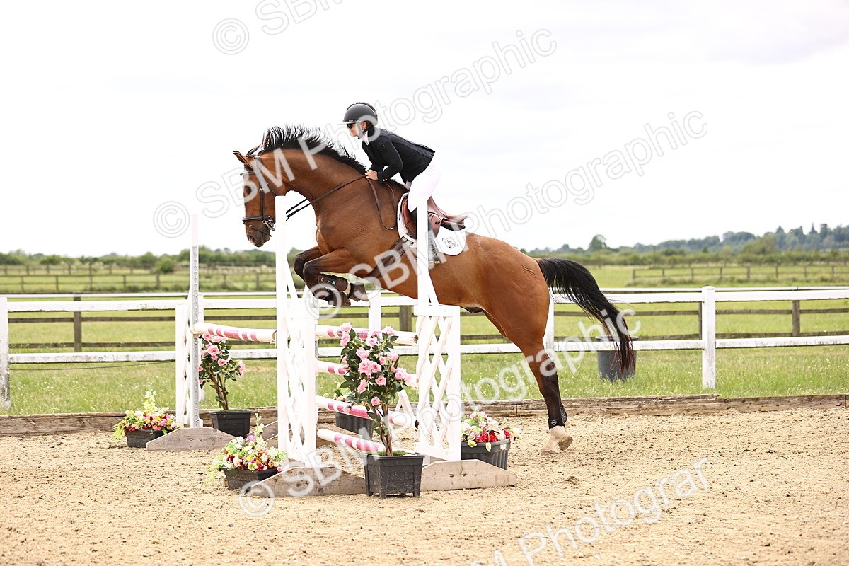 SBM_007676 - Class 19 - Senior Newcomers - 1.10m
