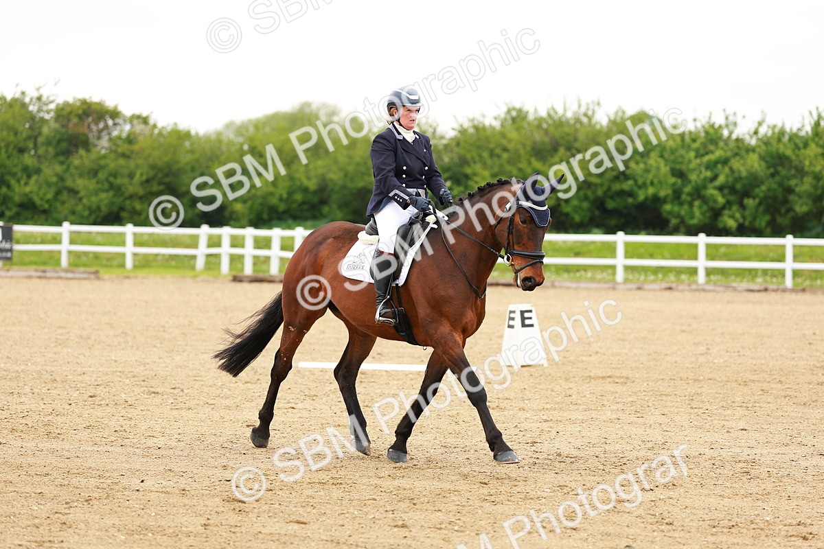 SBM_005033 - Class 16 - Novice 6