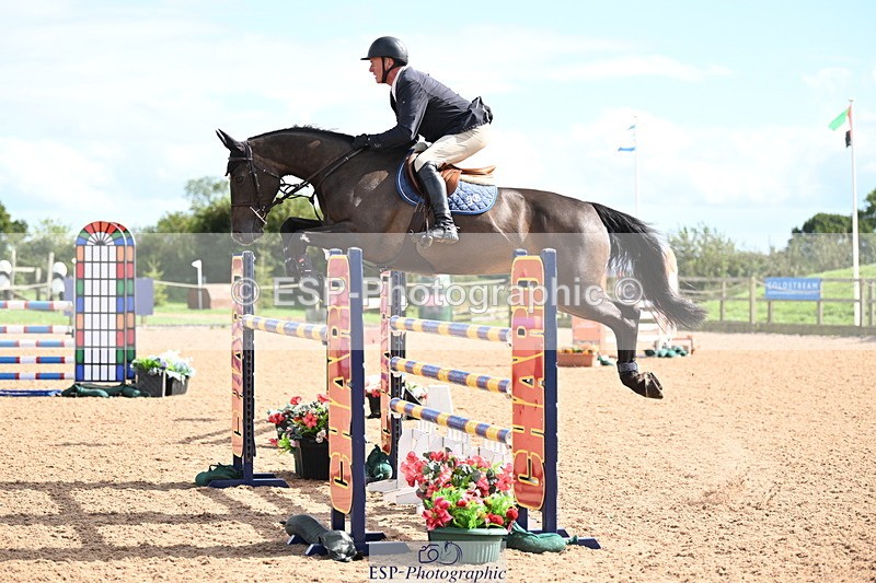 240912A-141557-02143 - Cls 5 National 1.30m Open