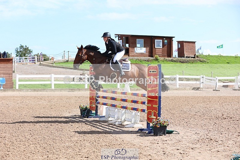 250913-142121-07340 - Cls 25 1.05m Amateur Quali