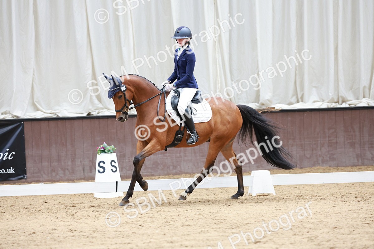 SBM_009128 - Class 6b - Novice 6 - 11.02-12.19