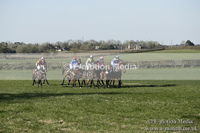 PtP 250317 452 - V.W.H. Hunt Point-to-Point Siddington 25/03/17