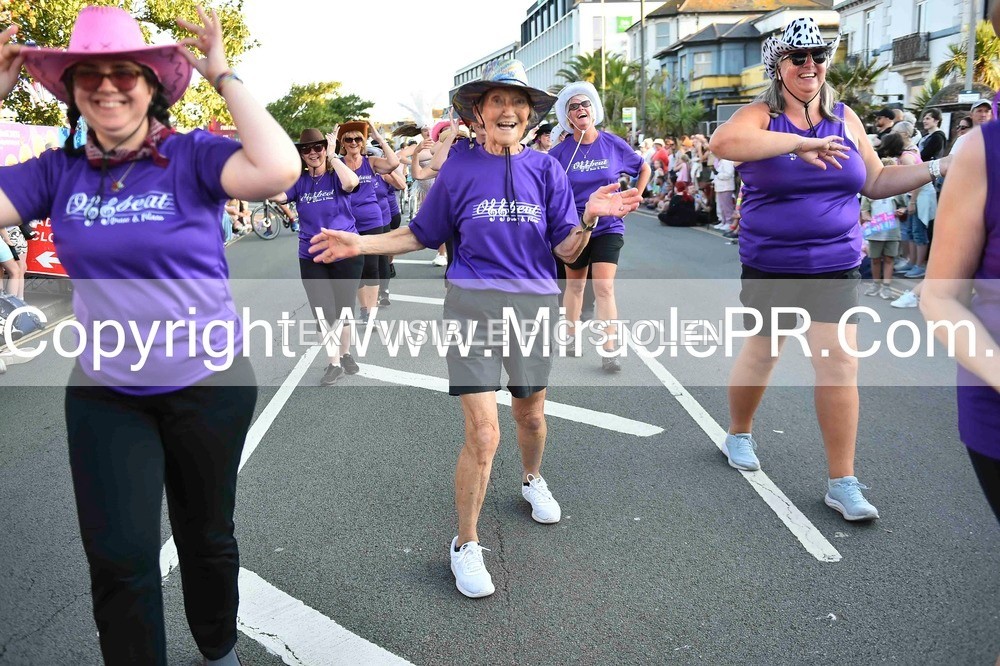 SH4_3796 - Carnival Procession.