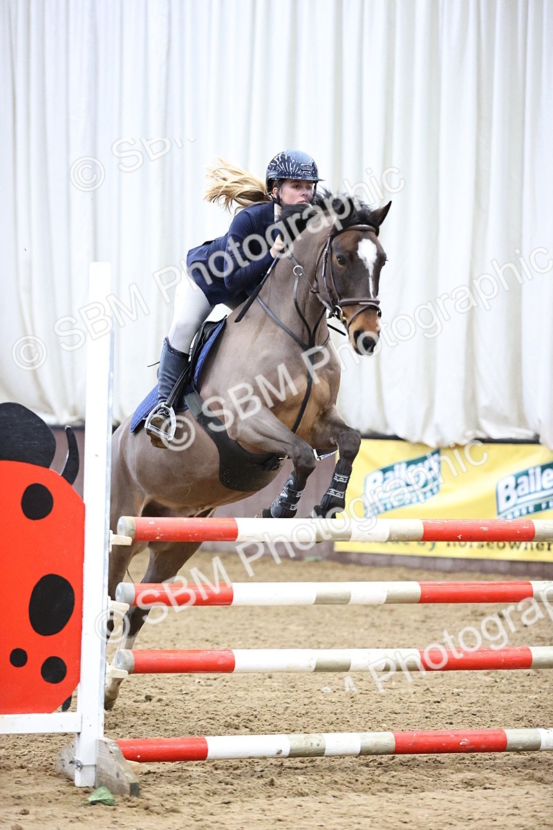 SBM_000906 - Class 4 - Blue Chip Pony Newcomers - 1.00m