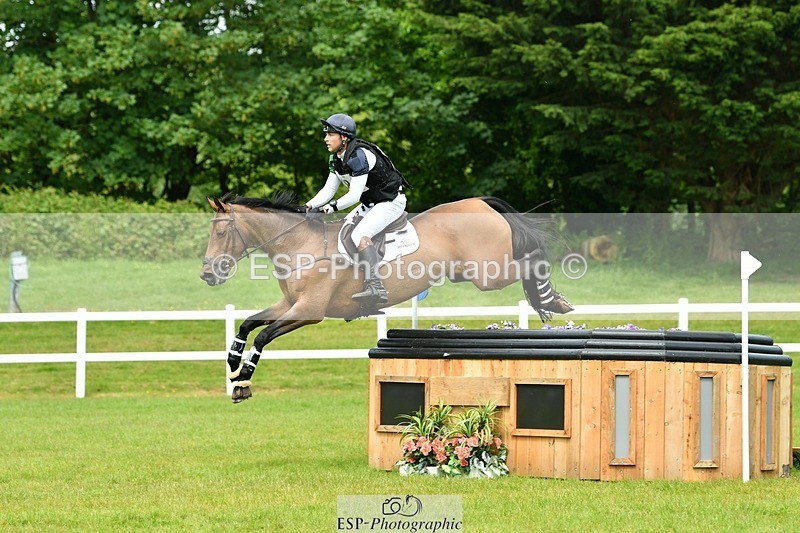 230528-145622-18353 - 484-MERMUS_R_DIAMONDS-Richard_Coney-XC