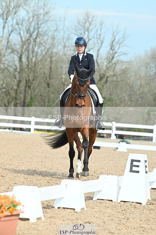 250403-103214-01433 - 036-Abbie.Newbury-Seagry.Viceroy