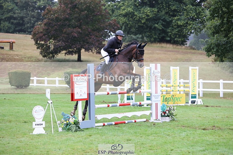 250830A-150422-07191 - Cls 16 Snr Newcomers and 1.10m Open