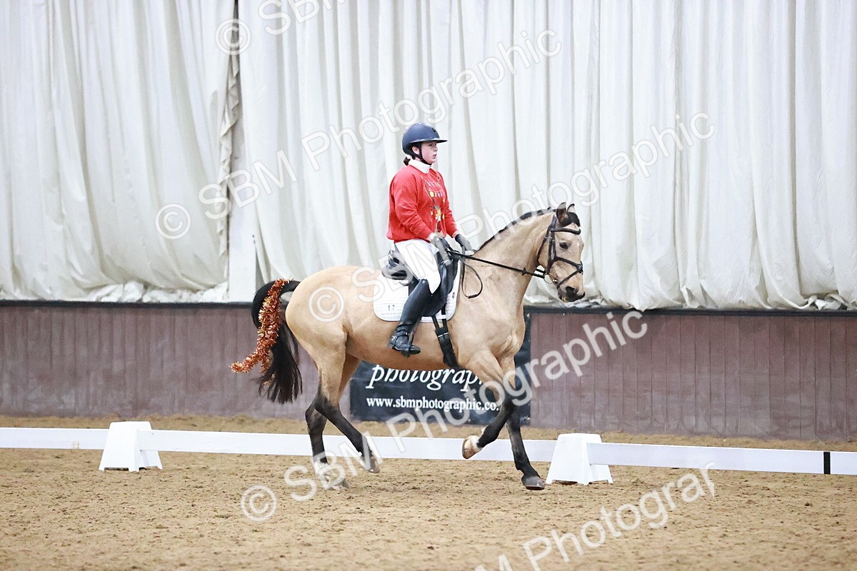 SBM_001780 - Class 9 - Novice 4