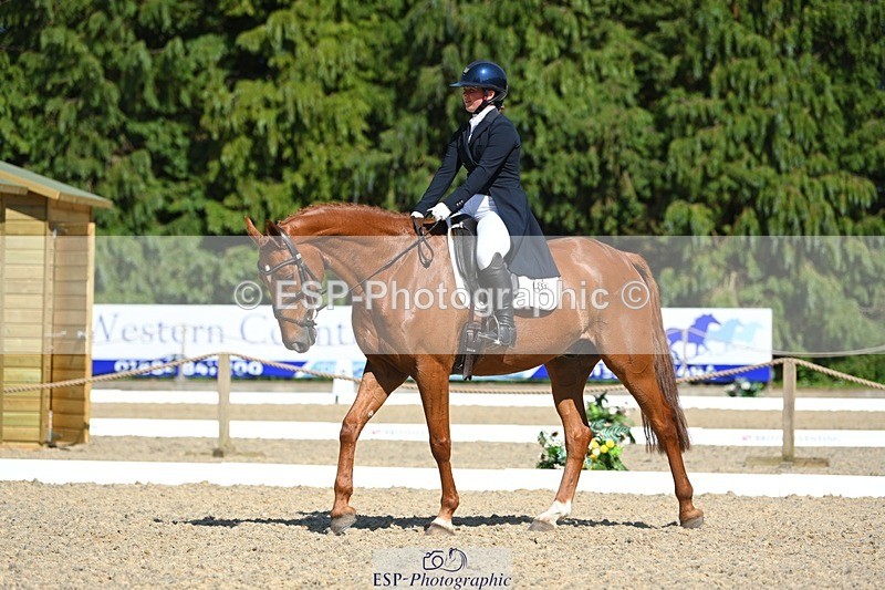 230526-155241-07201 - 251-CLASS_MOVE-Ellie_Healy-WEDTrotUp+DR