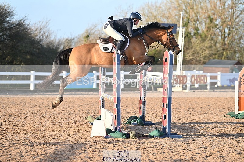 231210A-142535-02748 - Cls 21 Foxhunter & 1.20m Open
