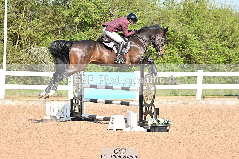 240509A-093633-00183 - Cls 1 British Novice and 90cm Open