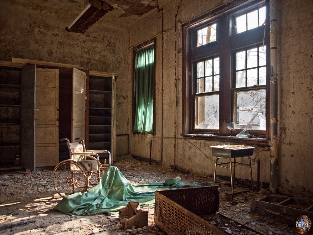 Pennhurst State School (Spring City, PA) | Contemplative Wheelchair - Pennhurst State School and Hospital