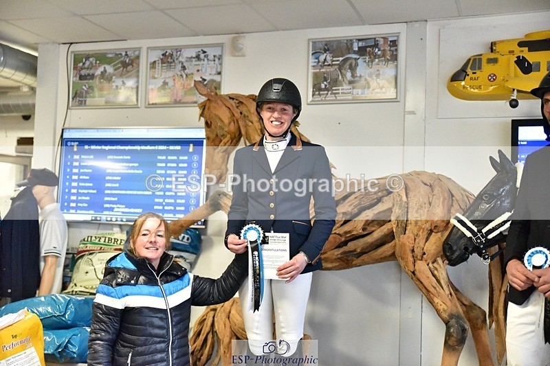 250215-131506-03671 - Medium Silver Presentations