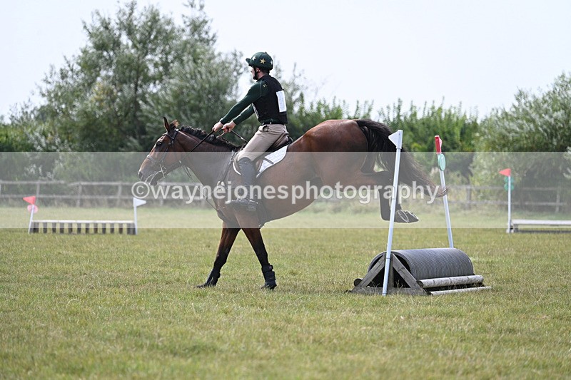 WJ7_7353 - 60cm XC Time 13:54 to 14:20