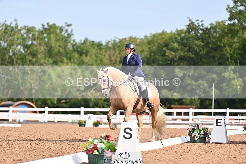 240817A-094712-06718 - 102-Chloe.Walton-Haytors.Lord.of.the.Dance