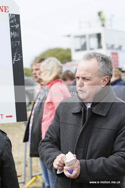  GRD 030510 274 - Guernsey Race Day 03/05/10