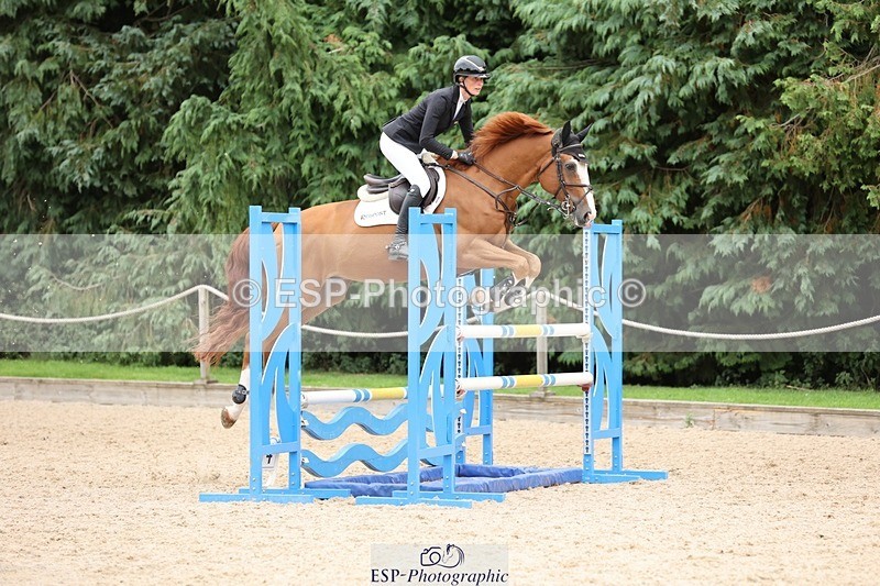 240817-162016-02957 - 06A Snr Fox 1.20m open