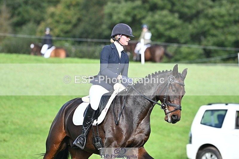 231020-111156-07812 - 645-COOLEY.CORPELLO-Francesca.Swallow-DR