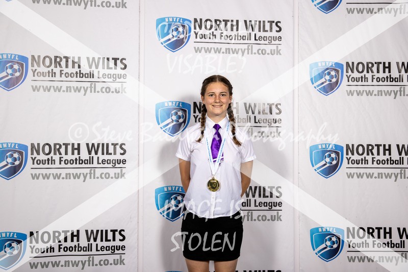 1DX30244 - Div 1 FC Abbey Meads Purple Girls