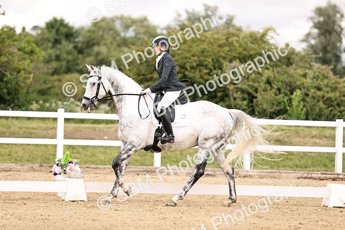 SBM_001975 - Class 2 - Novice 4 - 10.36-11.39