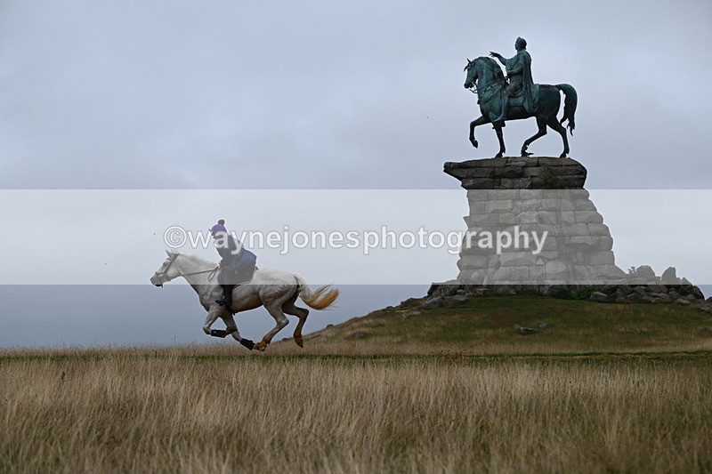 DSC_0464 - Time at Statue 09:51 to 10:54